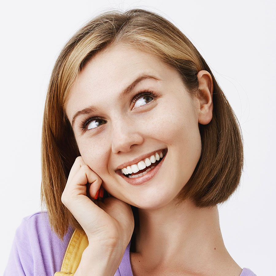 creative and stylish female student painting walls dzgpn63.jpg